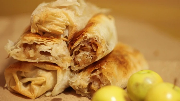 Pitos suktinukai su obuoliais: labai paprastas receptas